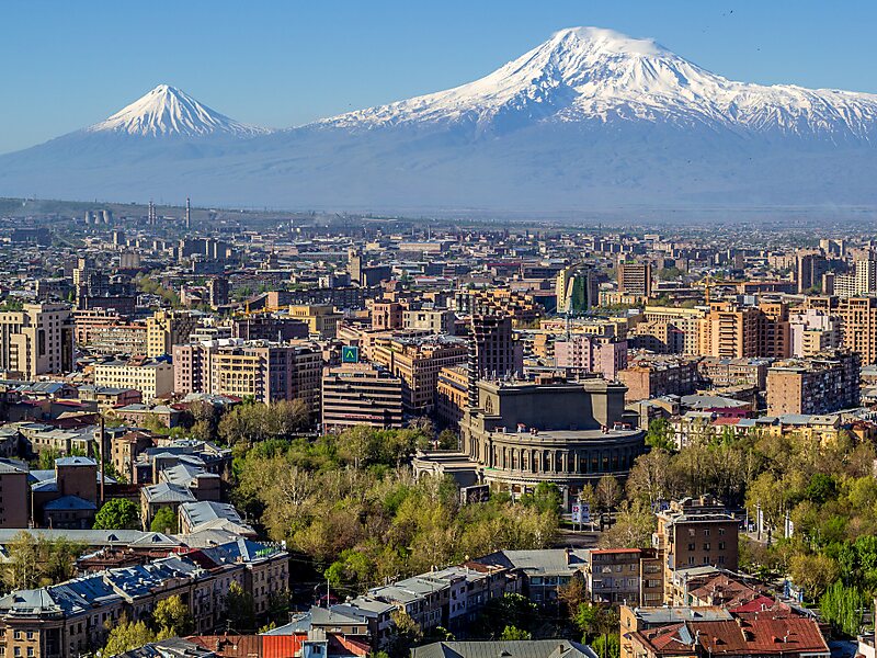 Resultado de imagem para yerevan