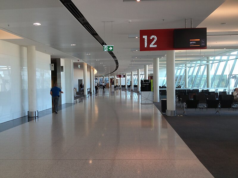 Canberra International Airport (CBR)