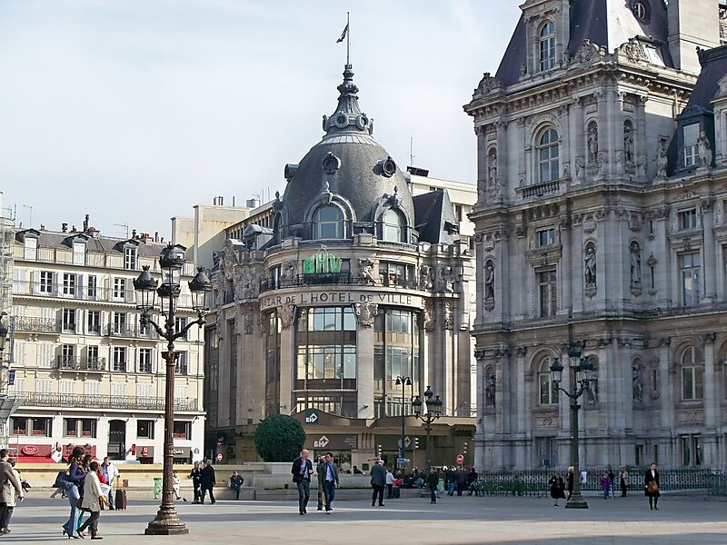 Bazar De Lhôtel De Ville Le Bhv In Paris France Sygic - 