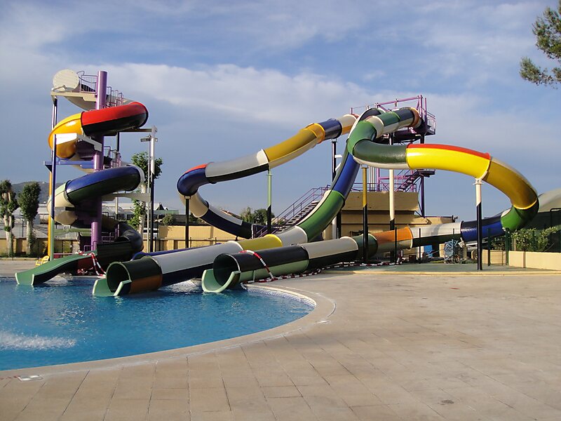 Illa Fantasia Water Park