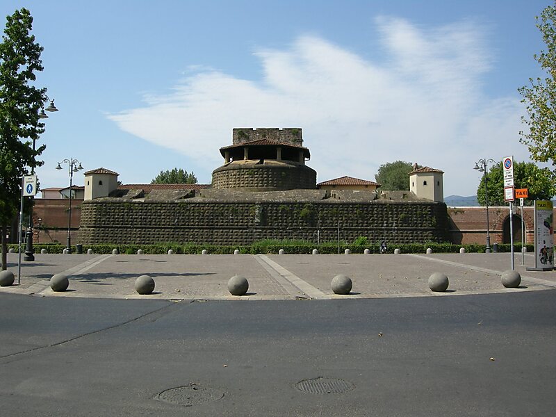 Piazza Bambine e Bambini di Beslan