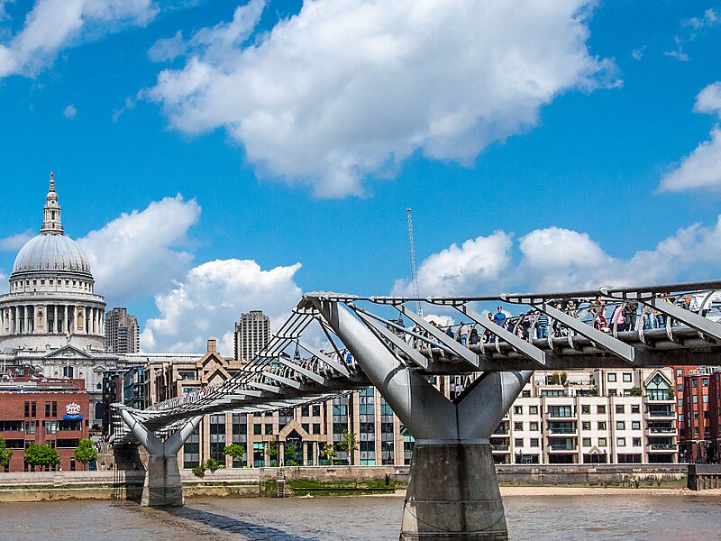 Millennium Bridge