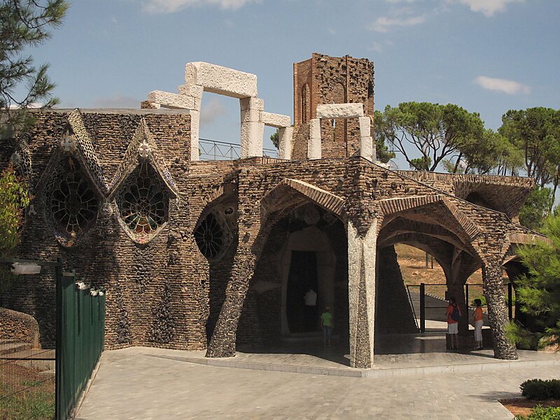 Church of Colònia Güell