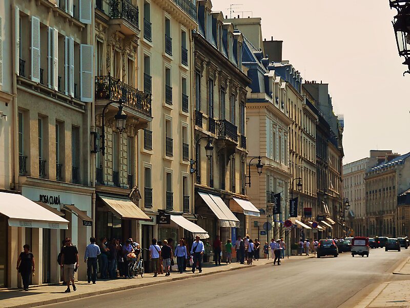 Faubourg Saint Honor Street in 8th arrondissement of Paris