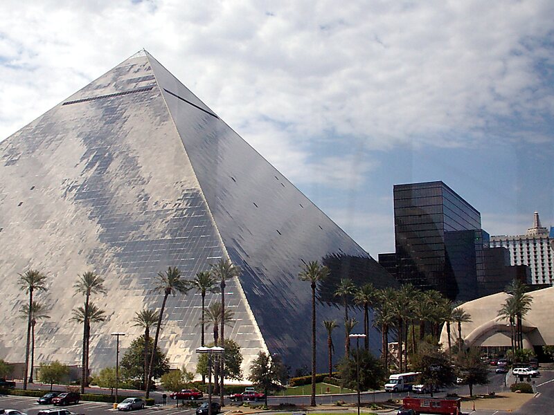 Luxor Hotel