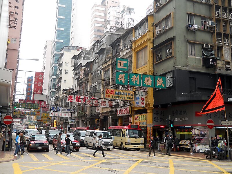 Shanghai Street in Kowloon, China | Sygic Travel