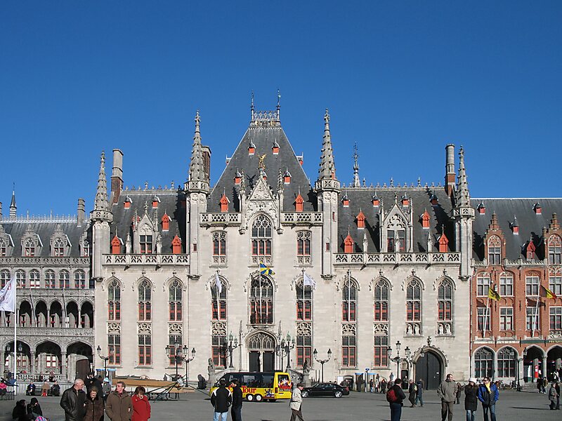 Palacio Provincial en Brujas, Bélgica | Sygic Travel