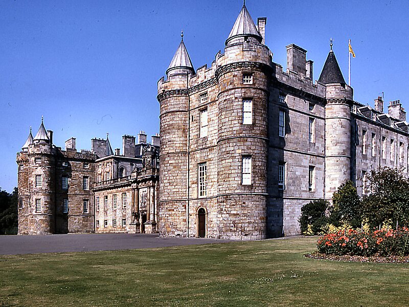 Palace of Holyroodhouse in Abbeyhill, City of Edinburgh, UK | Sygic Travel