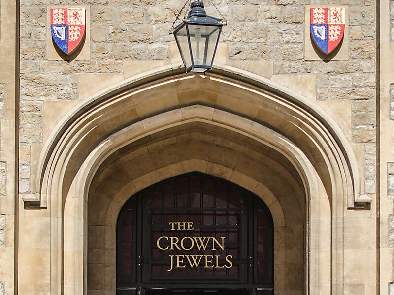 Britské korunovační klenoty