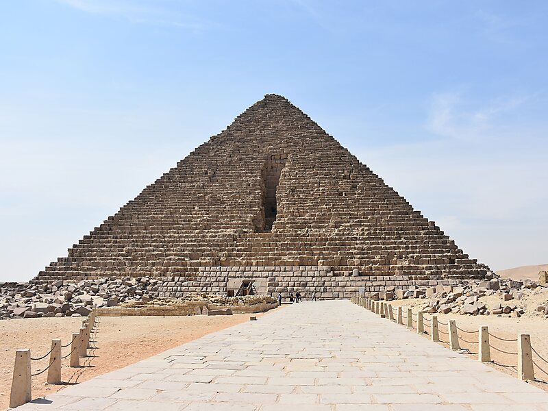 孟卡拉金字塔的重量图片