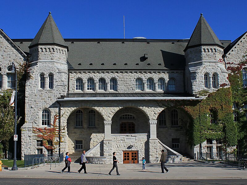 queen's university canada tour