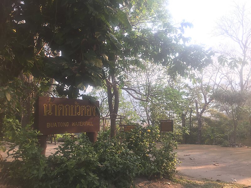 Bua Tong Sticky Waterfall