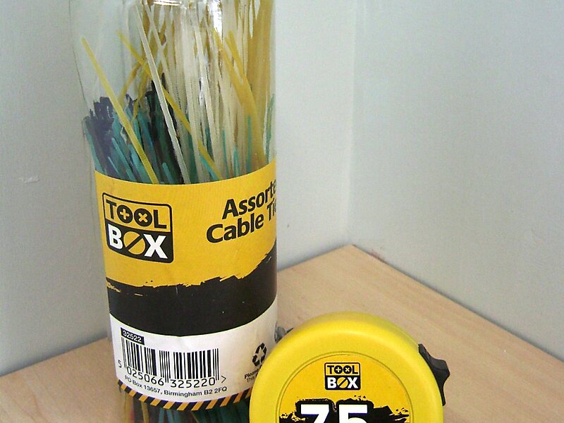 Poundland in Reading, Berkshire, UK Sygic Travel