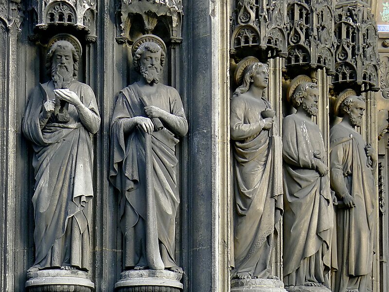 Saint-Laurent, Paris