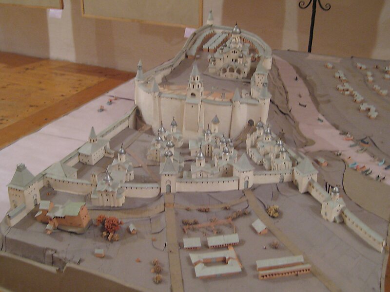 Довмонтов город