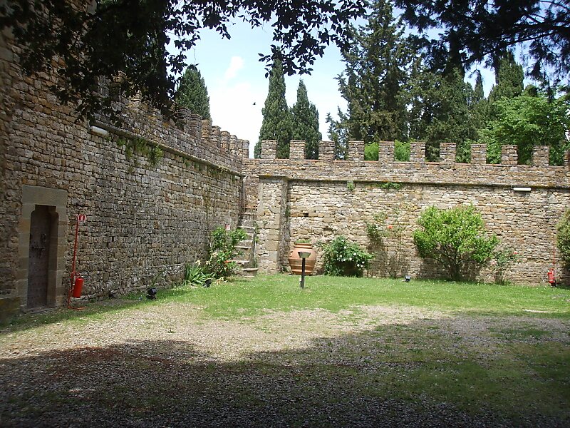 Castel di Poggio