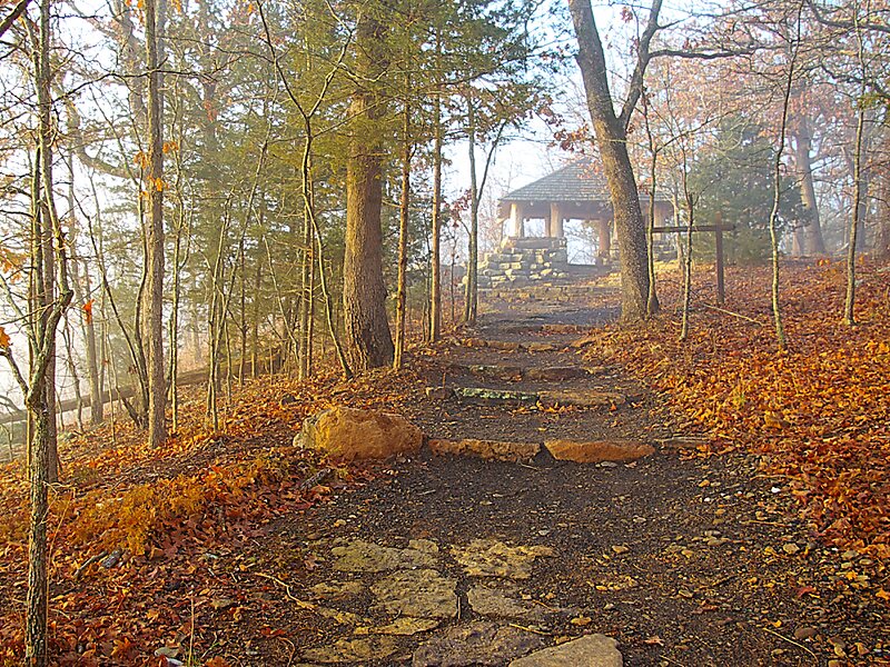 Devils Den State Park