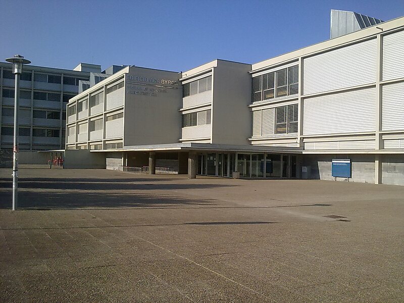 Edificio Agustín de Betancourt (Escuela de Ingeniería y