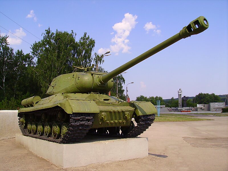 IS-2