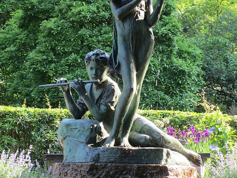 Burnett Memorial Fountain