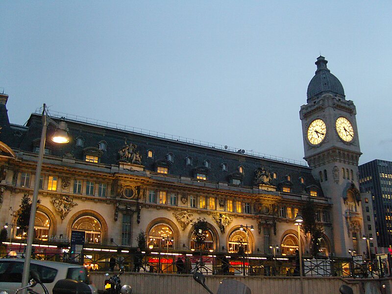 paris-gare-de-lyon-in-12th-arrondissement-of-paris-frankreich-sygic