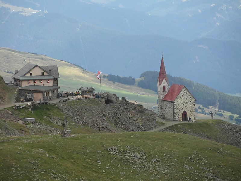 Schutzhaus Latzfonser Kreuz