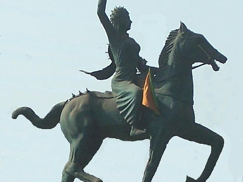 Jhansi Rani Laxmibhai Statue