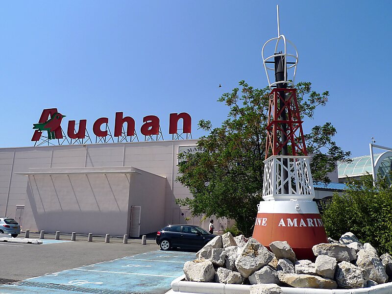 cafeteria auchan chambray les tours