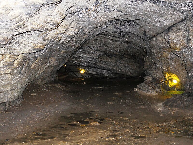 Akhshtyrskaya Cave in Adygea, Russia | Sygic Travel
