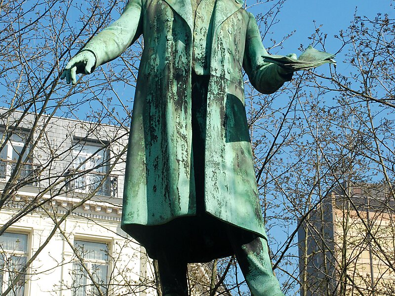 Monument Charles Rogier