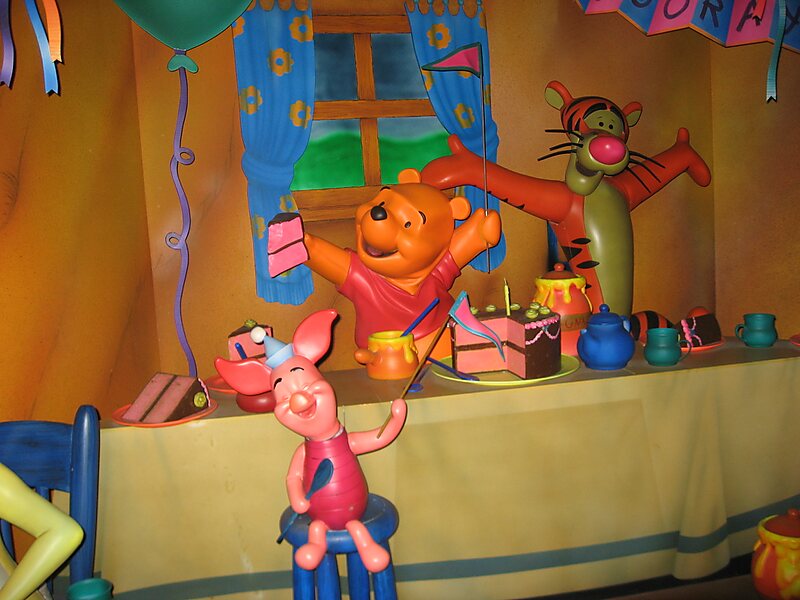 The Many Adventures of Winnie the Pooh (attraction) - Wikipedia