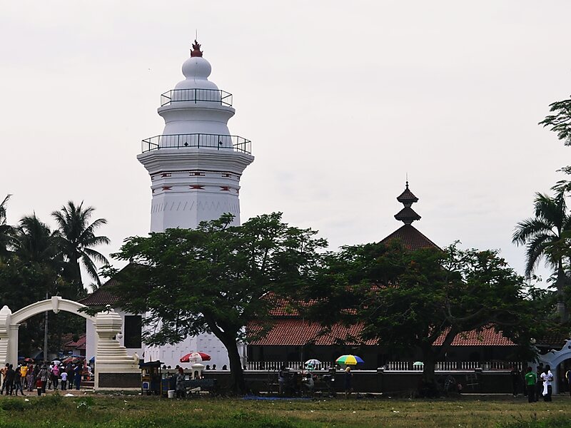 Great Mosque of Banten in Serang  Indonesia  Sygic Travel