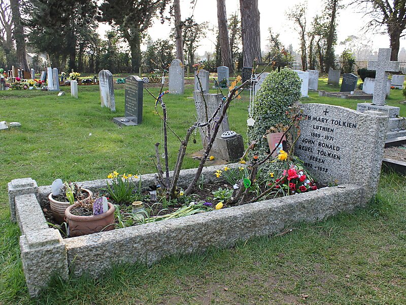 Wolvercote Cemetery