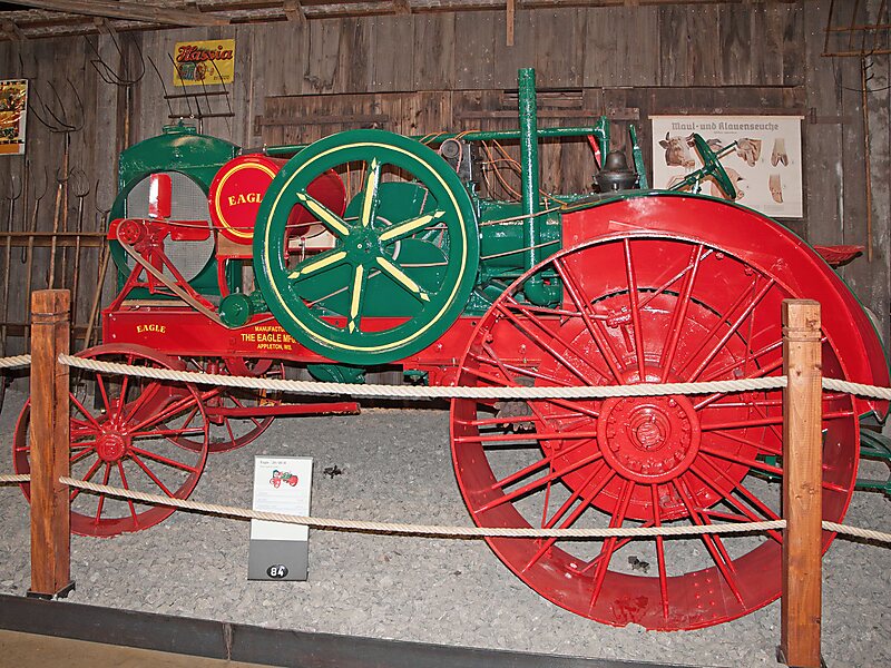 Auto- & Traktorenmuseum