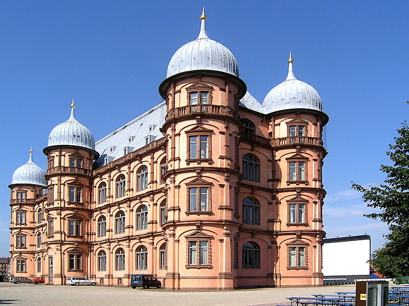 Дворец Готтесауэ