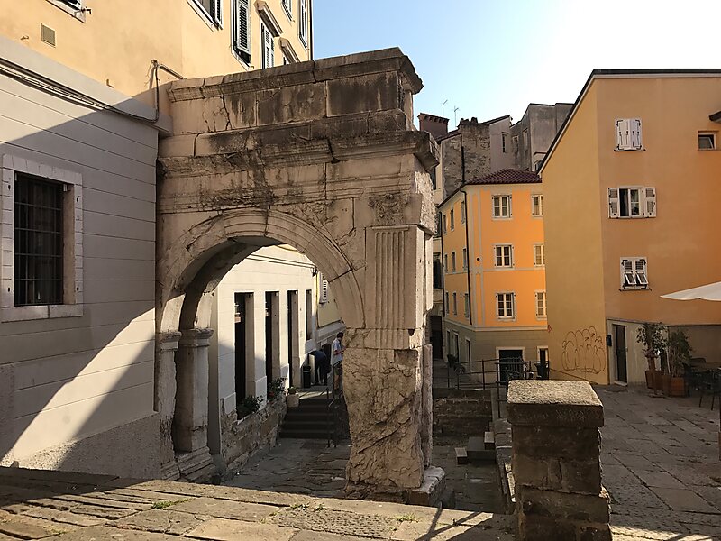 Arco Di Riccardo Trieste Italia Sygic Travel