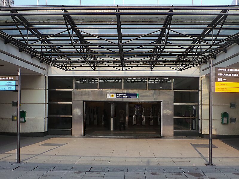 Esplanade de La Défense