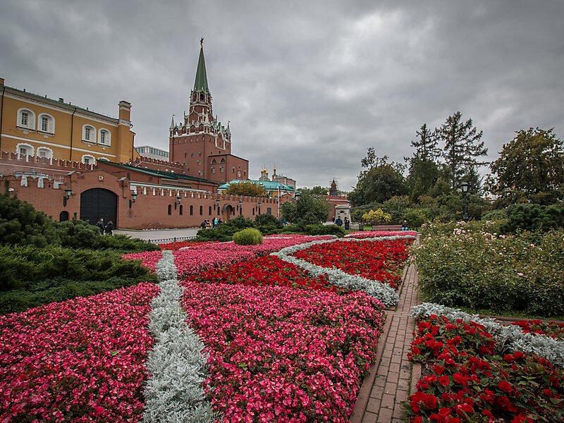 Троицкая башня