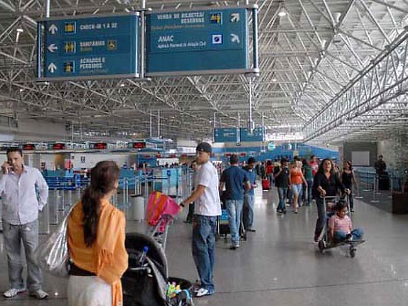 Resultado de imagen para Aeropuerto Internacional Tom Jobim brasil