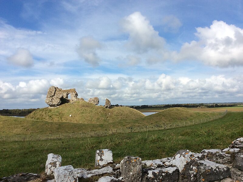 Clonmacnoise Castle