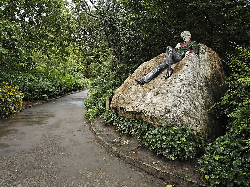 Oscar Wilde Memorial