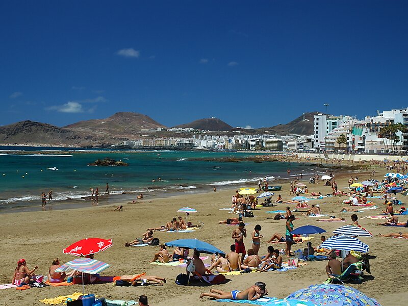 Las Canteras Beach