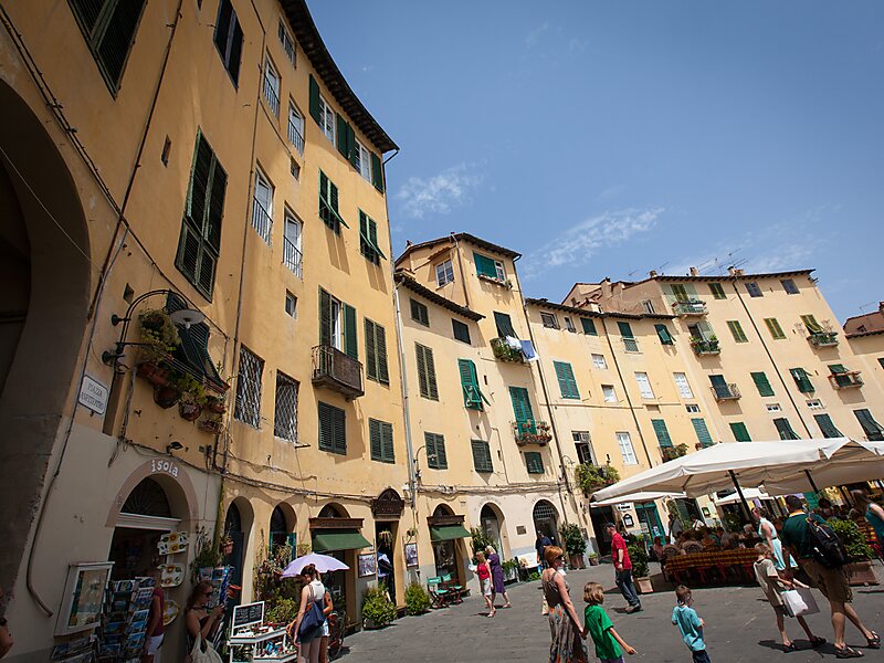 Roman Amphitheater Square
