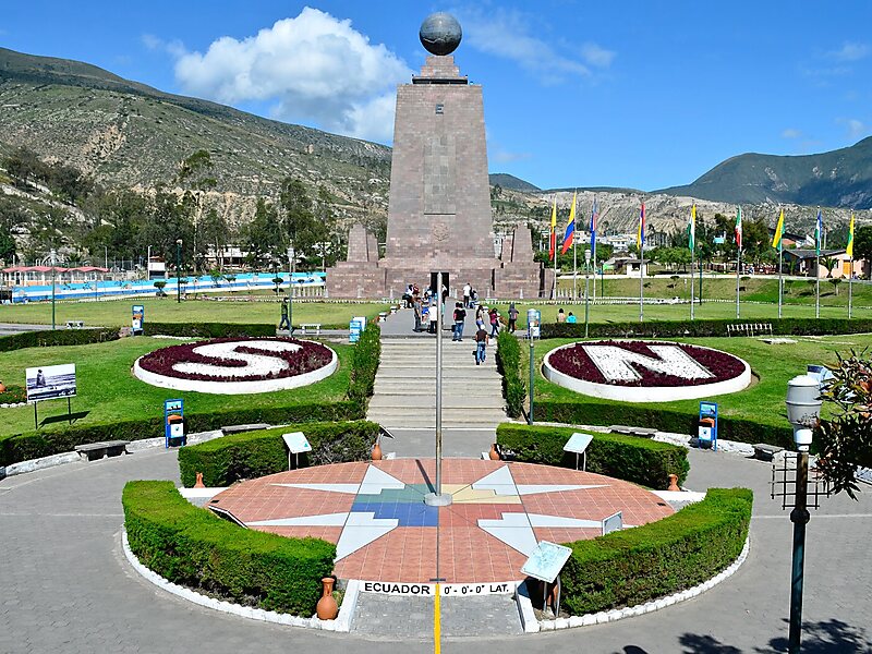 基多 厄瓜多尔的厄瓜多尔赤道纪念碑 Sygic Travel