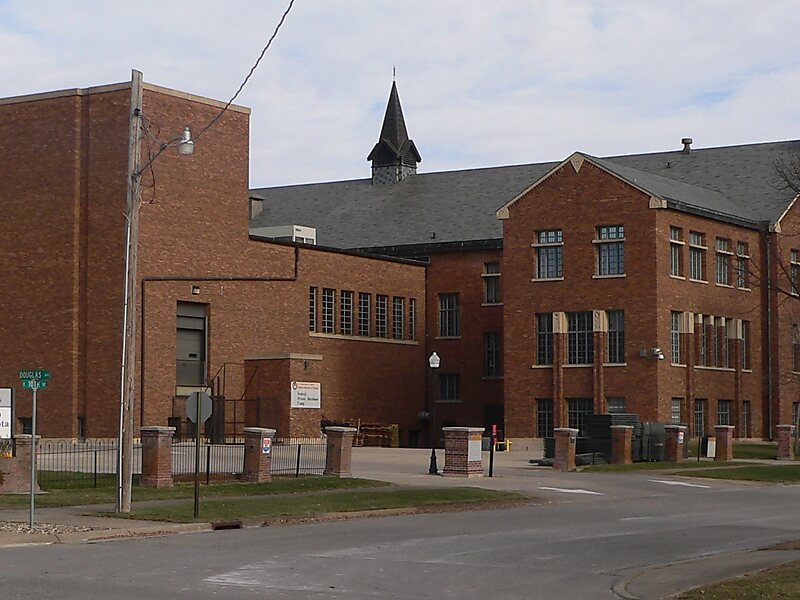 Federal Prison Camp, Yankton in Yankton, South Dakota, USA Sygic Travel