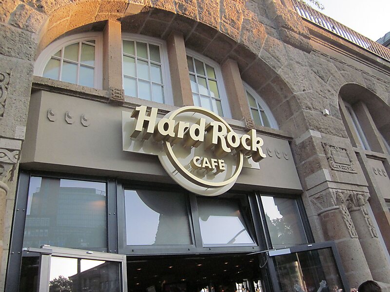 Hard Rock Cafe in Hamburg, Germany | Sygic Travel