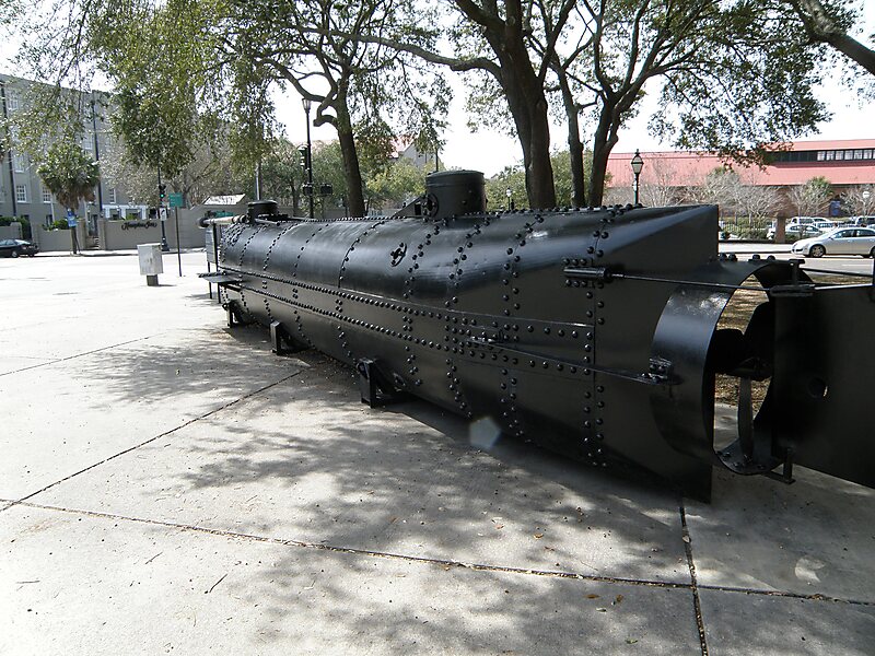 Submarino Hunley em North Charleston, South Carolina | Tripomatic