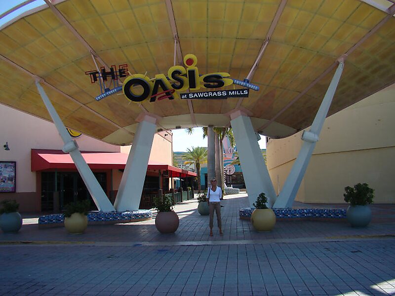 About Sawgrass Mills® - A Shopping Center in Sunrise, FL - A Simon Property