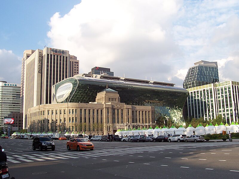 Seoul City Hall in Jung District, Seoul, South Korea | Tripomatic