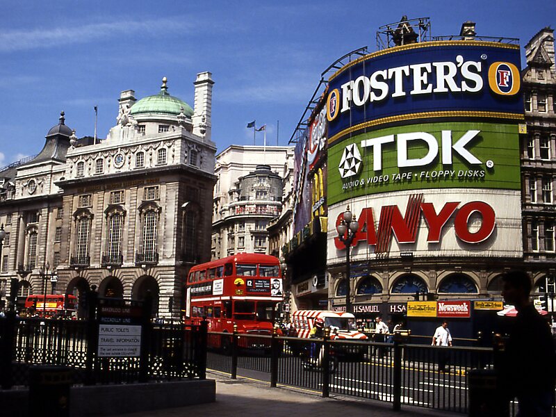Piccadilly Circus